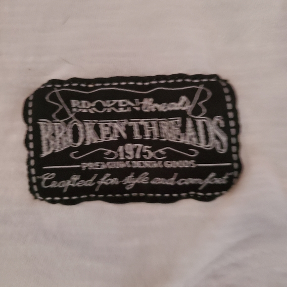 Long Sleeve Shirt Broken Threads - Picture 3 of 3